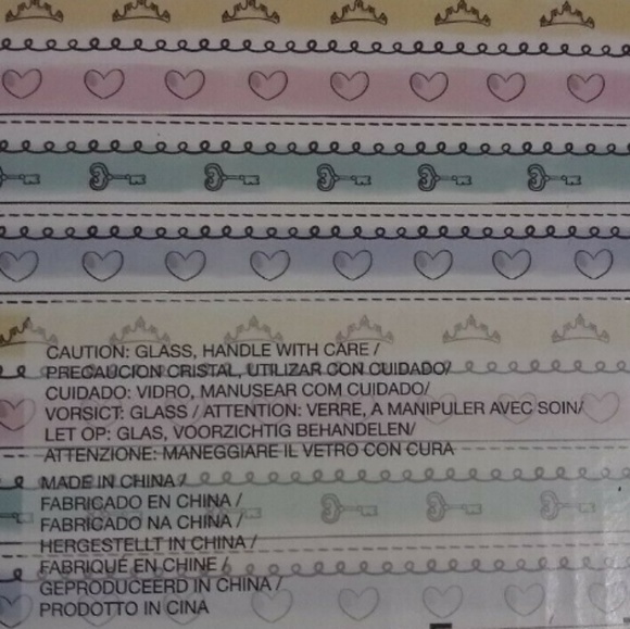 Cinderella Snow Globe ( last one) - Picture 6 of 7